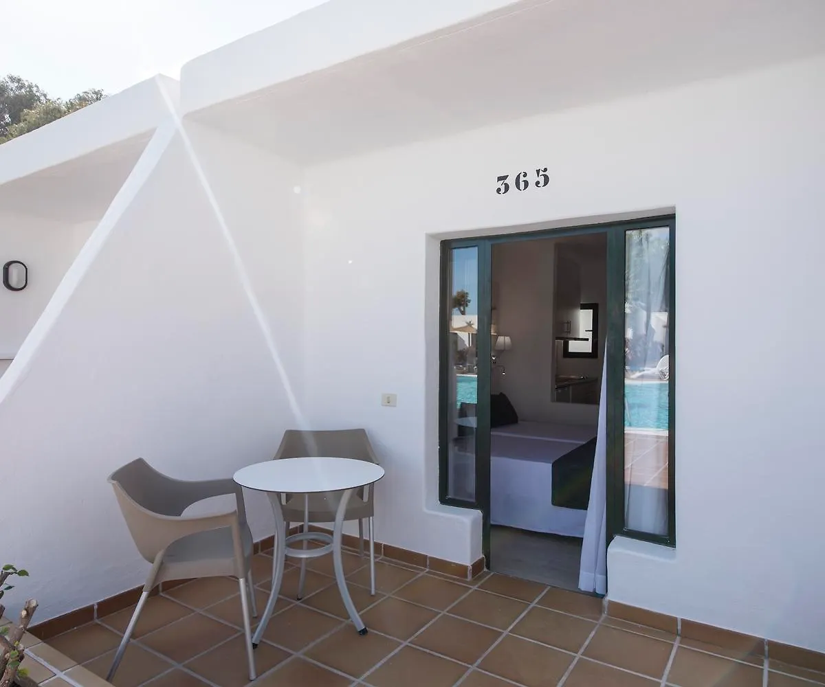 Hotel Thb Flora Puerto del Carmen  3*, Puerto del Carmen (Lanzarote) Spanje