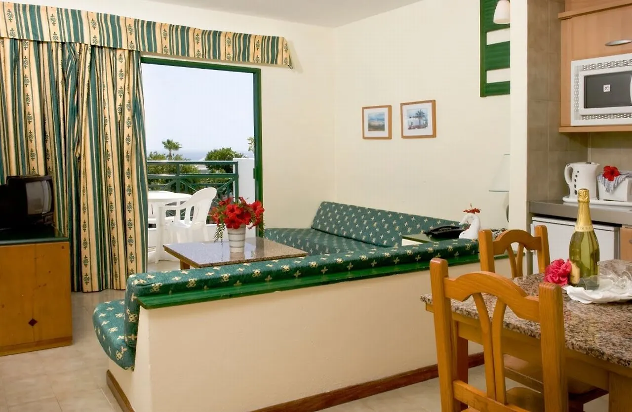 ***  Hotel Thb Flora Puerto del Carmen  Spanje